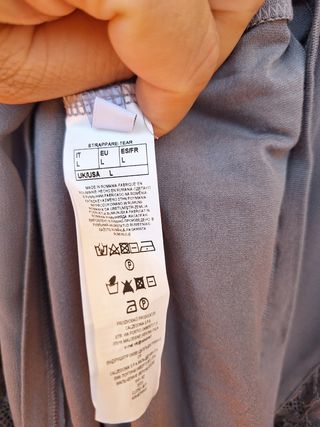 Vestito grigio in pizzo