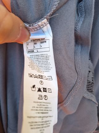 Vestito grigio in pizzo