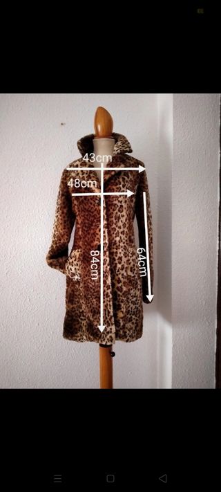 Abrigo leopardo sintético M