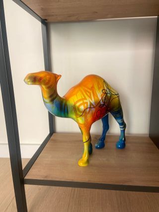 Figura camello centenario