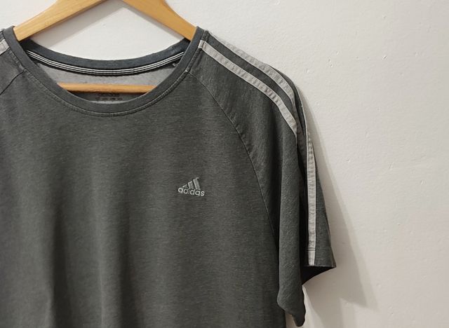 Camiseta gris Adidas hombre Talla L