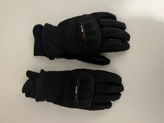 Guantes moto Uhlík negros de invierno.