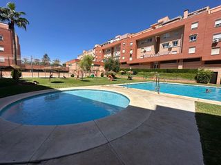 Piso en alquiler en El Cónsul - Ciudad Universitaria en Málaga