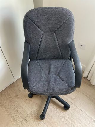 Silla oficina giratoria gris
