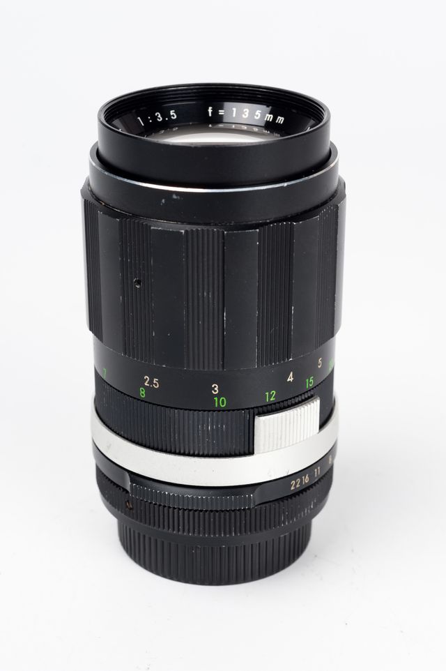 Objetivo Soligor 135mm f/3.5 M42