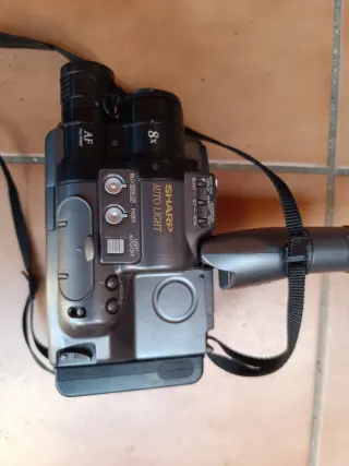 2 Cámaras Vídeo Vintage: Saba & Sharp