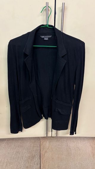 Americana Armani negra