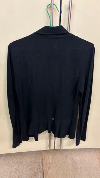 Americana Armani negra