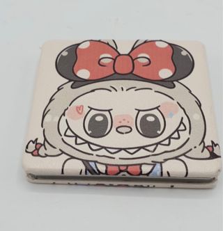 Specchio da borsetta Minnie Labubu 