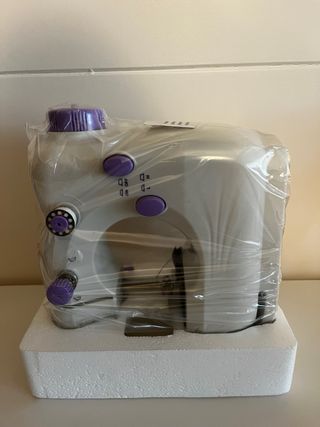 Máquina de coser portátil