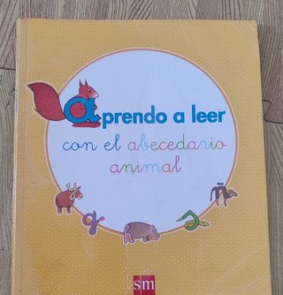 Aprendo a leer con el abecedario animal
