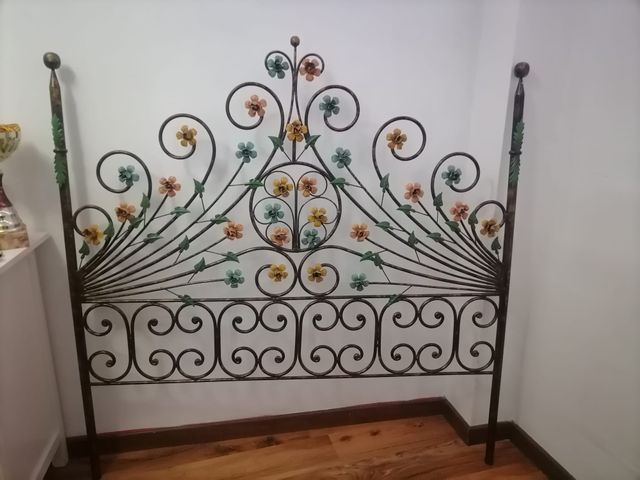 Cabecero cama matrimonio metal multicolor