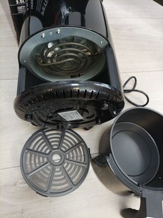 Freidora de aire SwissHome 2.5L