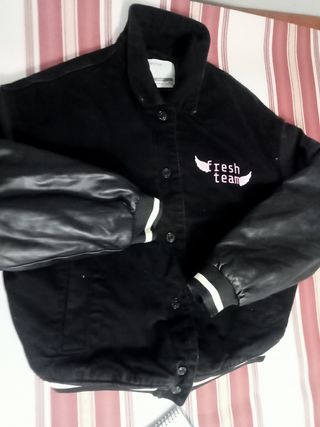 Chaqueta negra Bershka