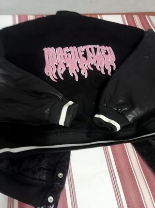 Chaqueta negra Bershka