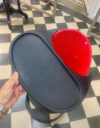 Trona bebé roja con bandeja