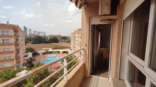 Piso en alquiler en Ciutat Fallera en Valencia