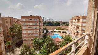 Piso en alquiler en Ciutat Fallera en Valencia