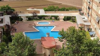 Piso en alquiler en Ciutat Fallera en Valencia