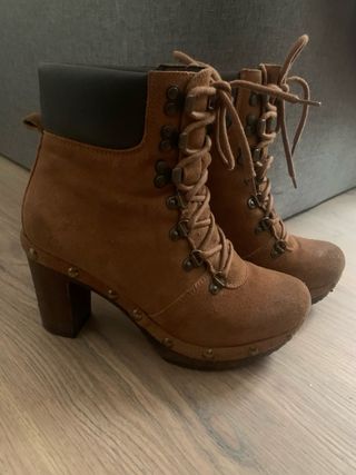 Botines marrón tacón madera 