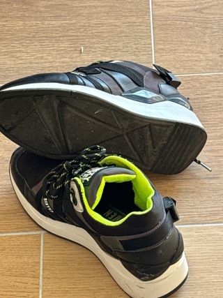 Sixtyseven - Zapatillas negras y amarillas