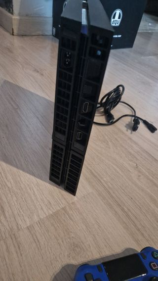 PS4 (PlayStation 4) - 2 mandos