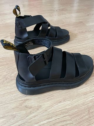 Sandalias Dr. Martens 37 negras