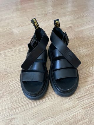 Sandalias Dr. Martens 37 negras