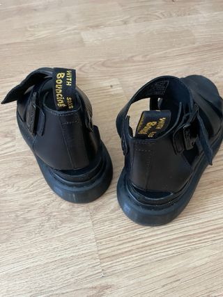 Sandalias Dr. Martens 37 negras