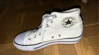Converse blancas altas