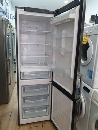 Nevera Samsung 220€