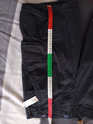 Bermuda cargo GAP negra - Talla 28
