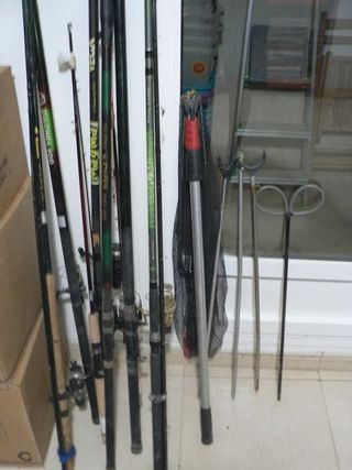 7 Cañas Pesca Carbono - Carretes