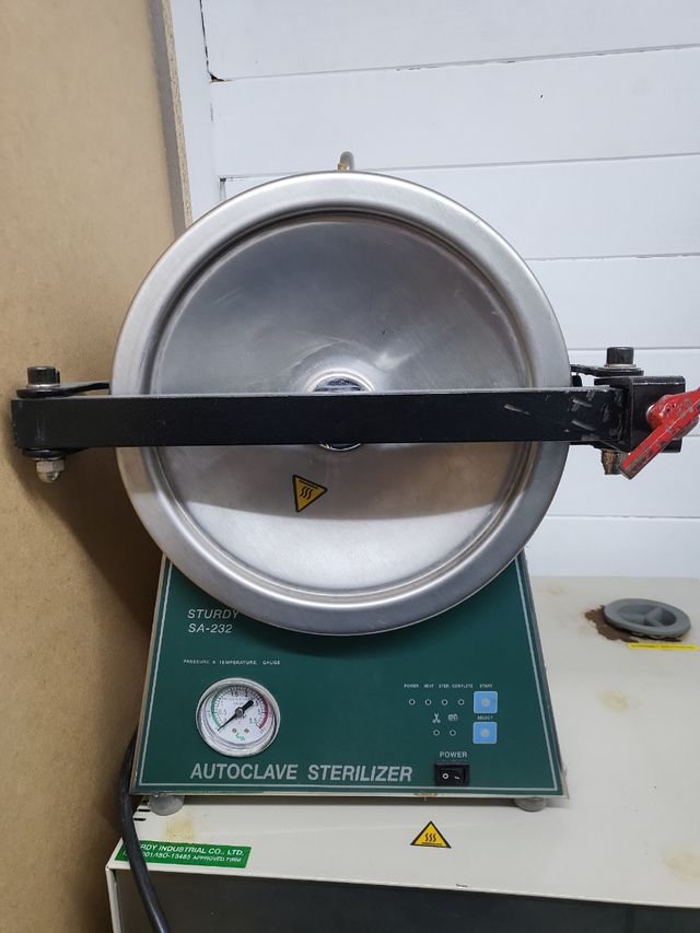 Esterilizadora. Autoclave Sturdy SA-232