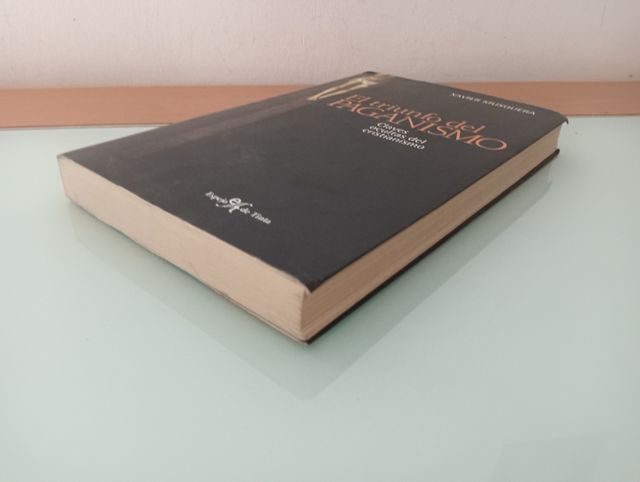 EL TRIUNFO DEL PAGANISMO 