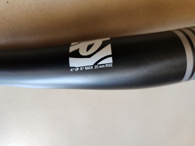Manillar carbono RaceFace Sixc 31.8x785mm