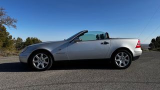 Mercedes-Benz SLK 230