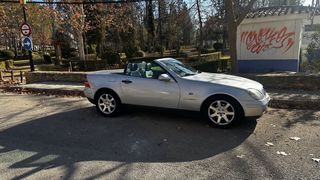 Mercedes-Benz SLK 230