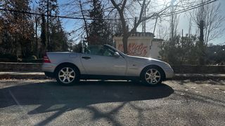 Mercedes-Benz SLK 230