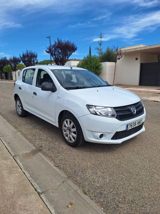 Dacia Sandero 2014