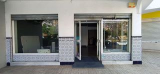 Local comercial en alquiler en Puerta Blanca en Málaga