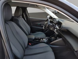 Peugeot 2008 Allure Puretech 130 S&S EAT8