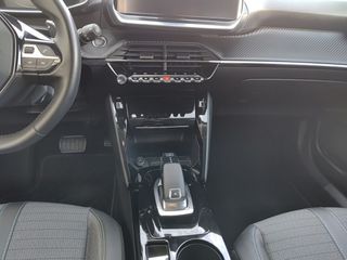 Peugeot 2008 Allure Puretech 130 S&S EAT8
