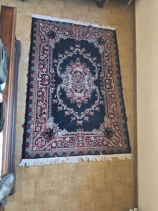 Tappeto vintage rosso e nero