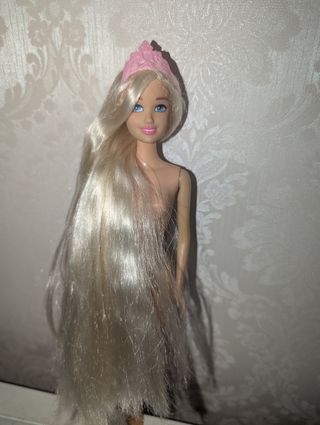 Barbie con capelli lunghissimi