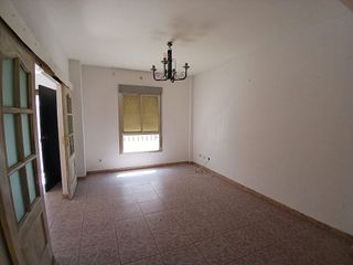 Casa adosada en venta en Gerena