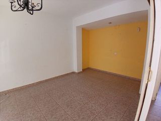 Casa adosada en venta en Gerena