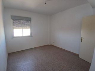 Casa adosada en venta en Gerena
