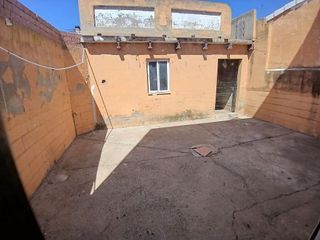 Casa adosada en venta en Gerena