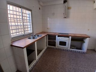 Casa adosada en venta en Gerena